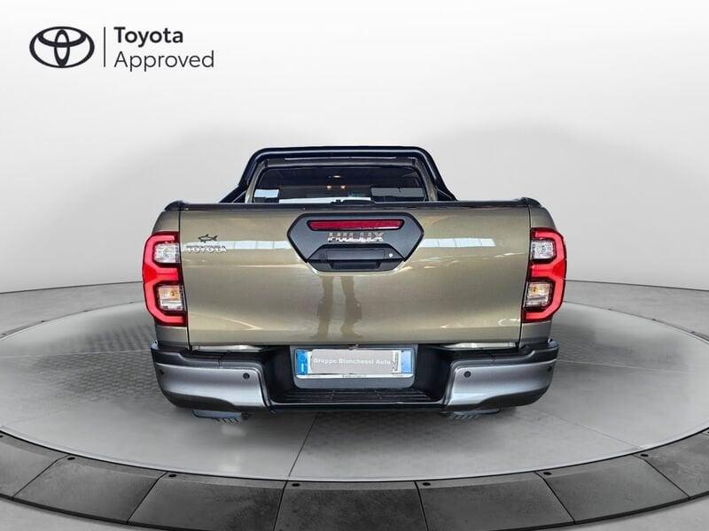 Toyota Hilux Hilux 2.8 D A/T 4WD 4 porte Double Cab Invincible