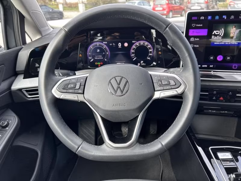 Volkswagen Golf 2.0 TDI 150cv DSG Style PARI AL NUOVO!!