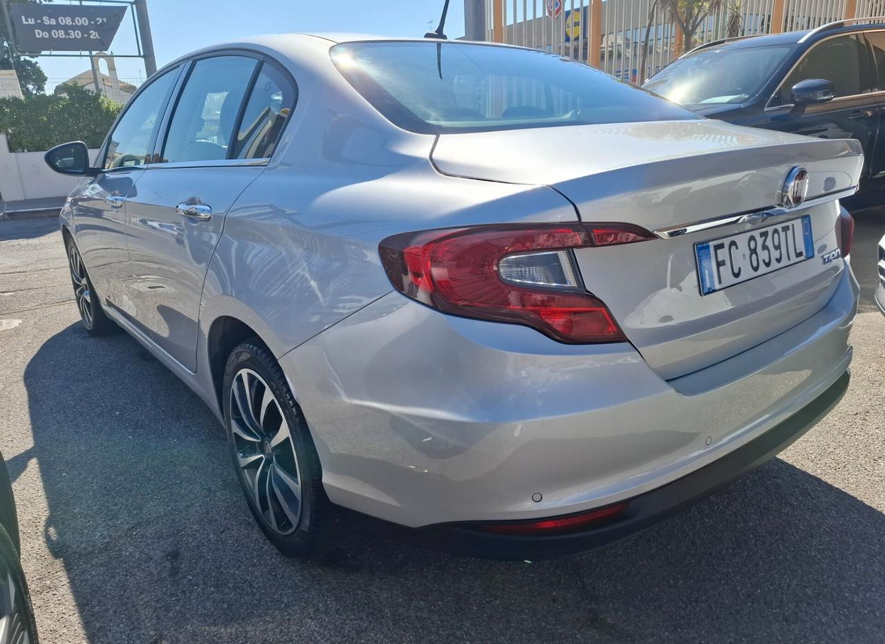 Fiat Tipo 1.6 Mjt 4 porte Lounge
