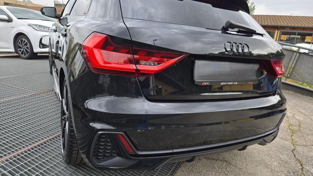 AUDI A1 SPB 25 TFSI S-LINE S-TRONIC IDENTITY BLACK LED UFF