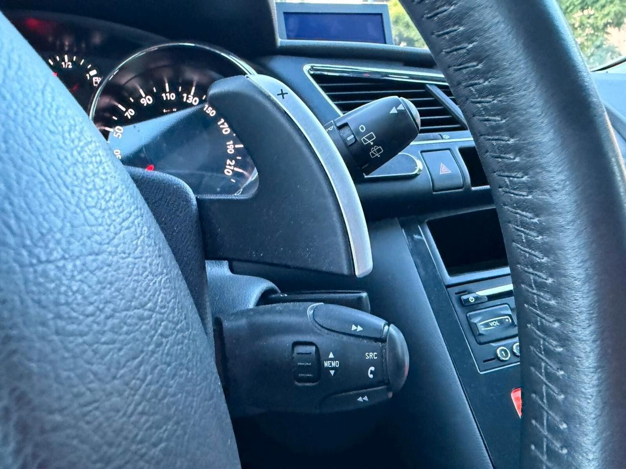 Peugeot 3008 1.6 HDi 112CV Automatico