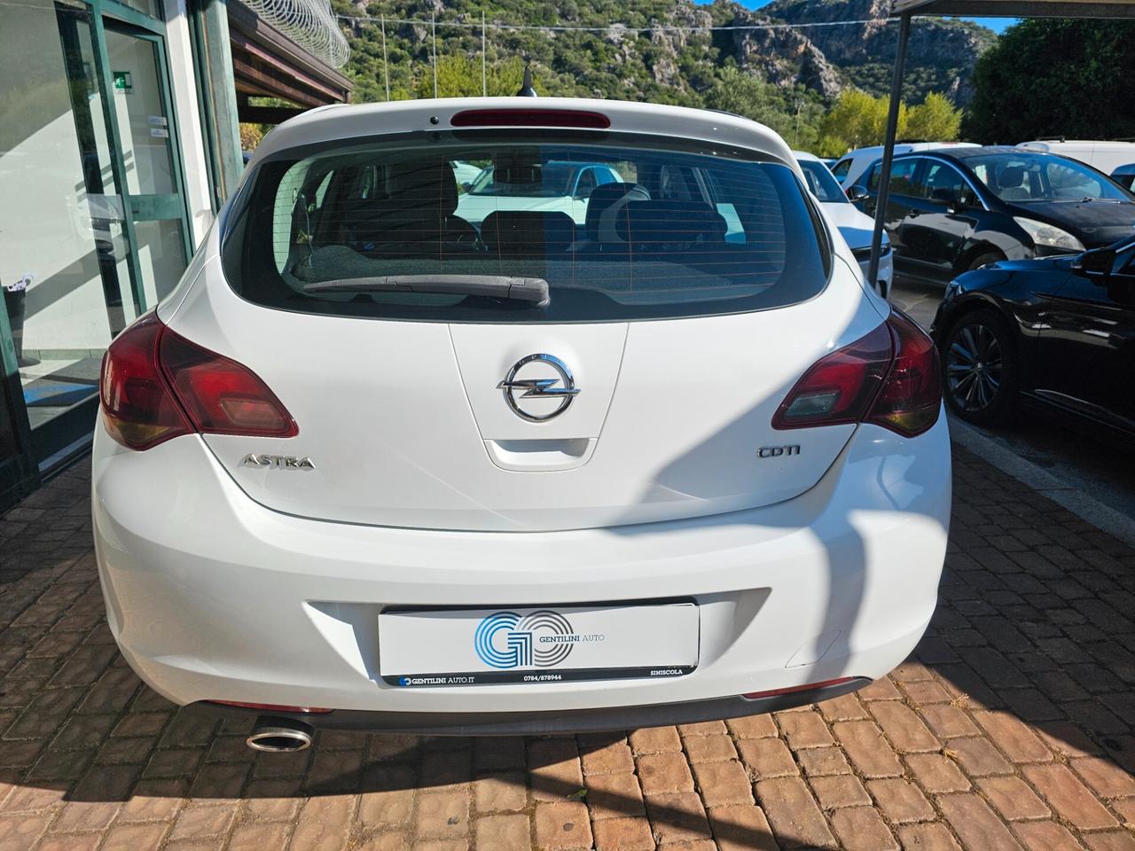 Opel Astra 2.0 CDTI 165CV 5 porte Cosmo S