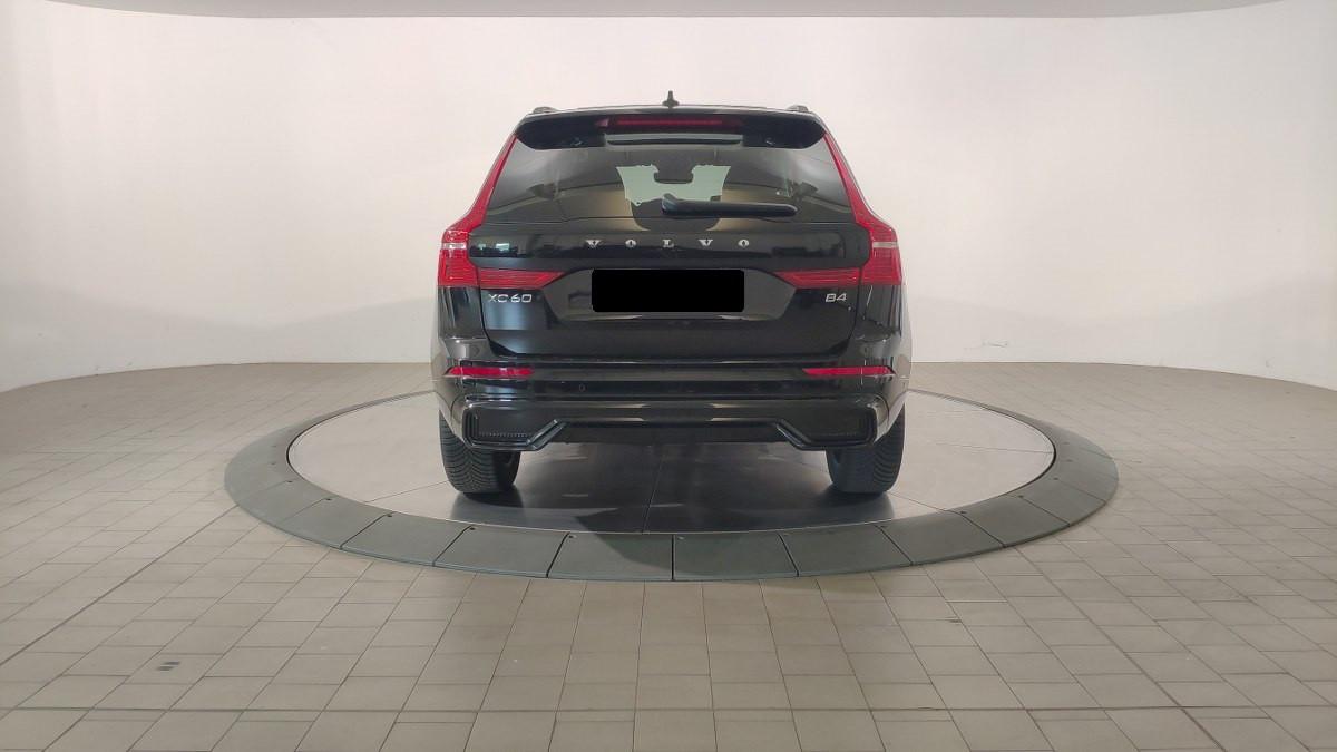 VOLVO Xc60 B4 Mild Hybrid (D) Automatico Plus Dark