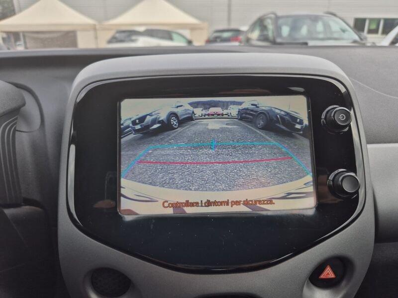 Toyota Aygo Aygo Connect 1.0 VVT-i 72CV 5 porte x-business