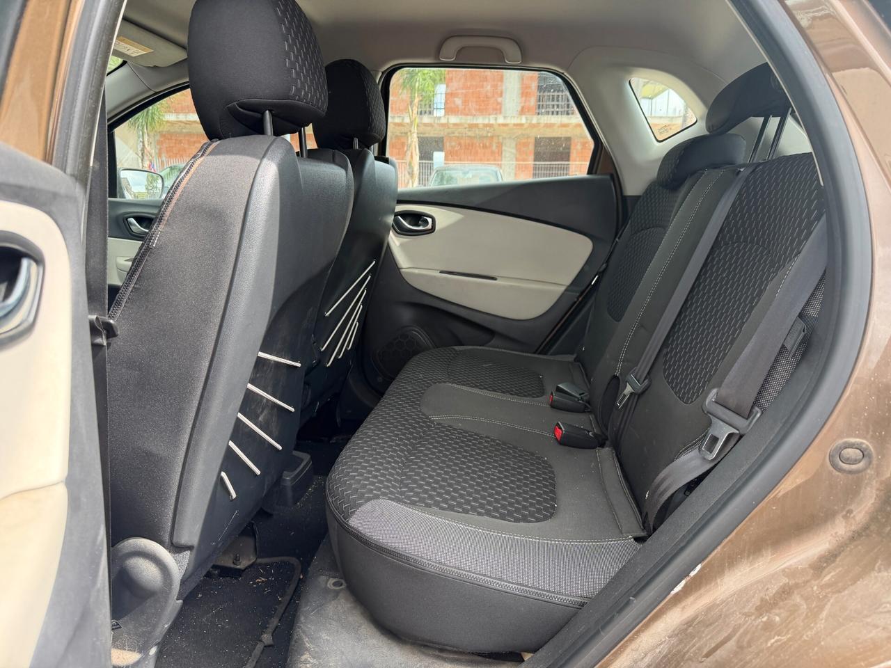 RENAULT CAPTUR 2018 1.5 DIESEL 110 CV *MARCIANTE
