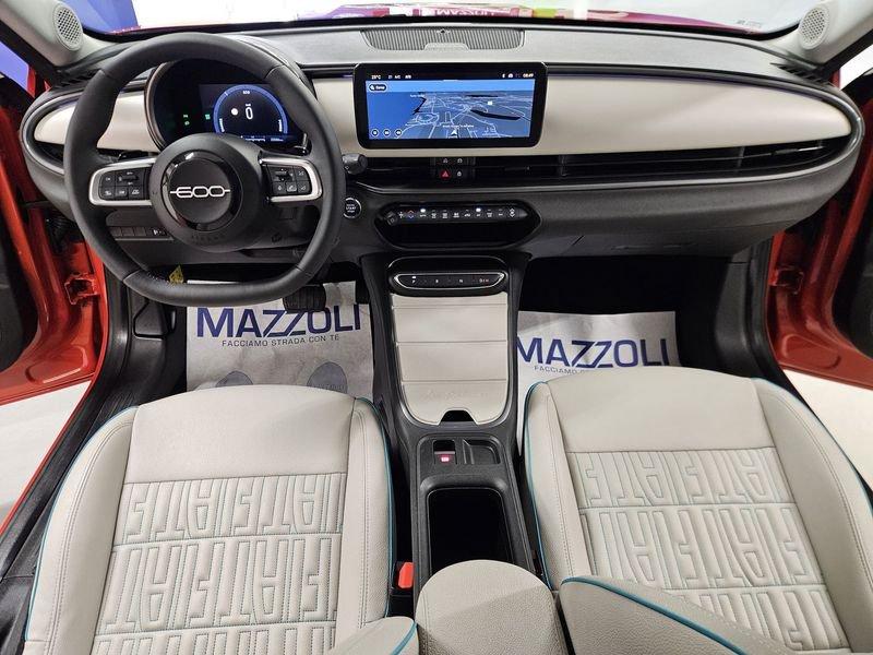 FIAT 600 1.2 MHEV 100cv La Prima