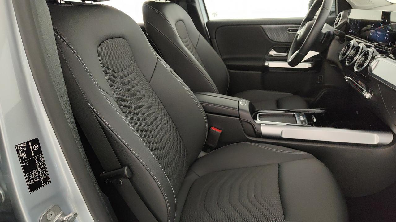 Mercedes-Benz GLB 180 d Progressive Advanced auto