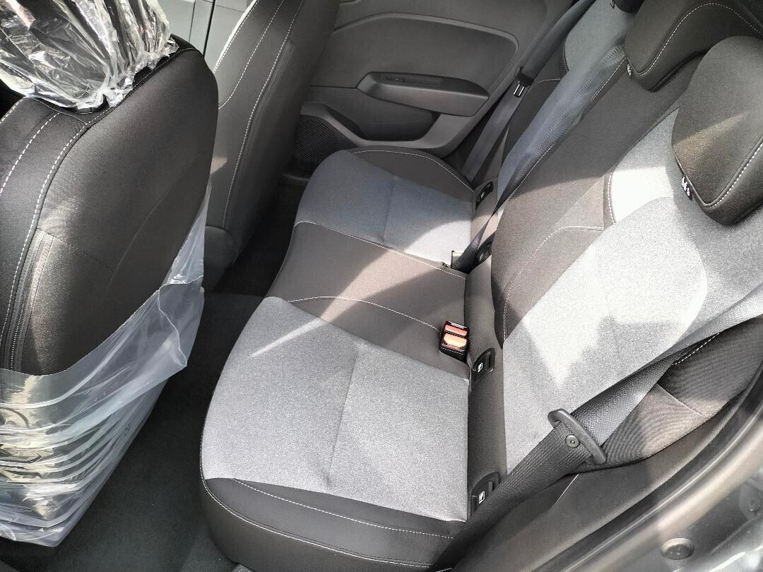 Mitsubishi Colt 1.0L turbo 100 CV Invite GPL