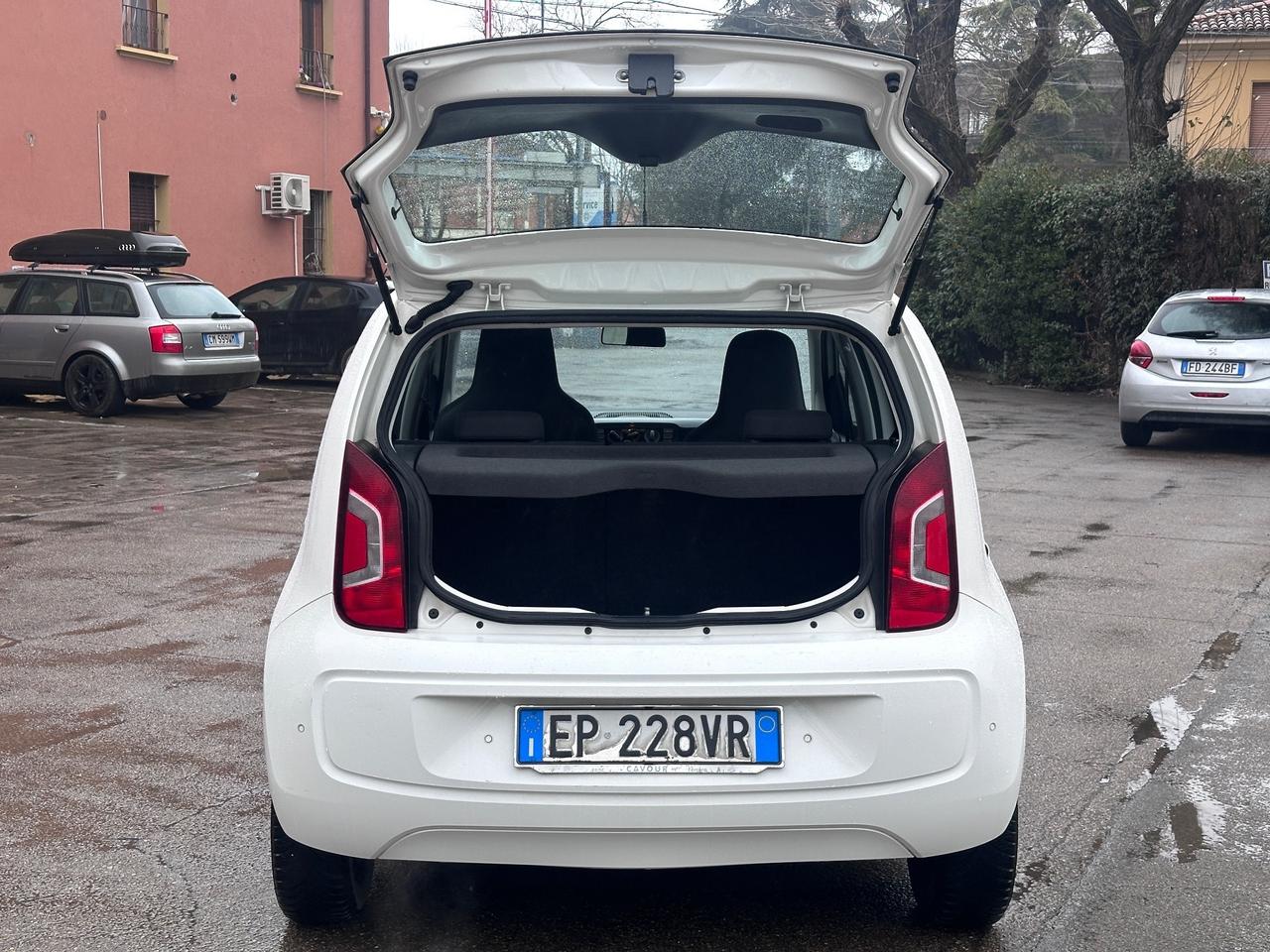 Volkswagen up! 1.0 75 CV 5p. high X Neopatentati