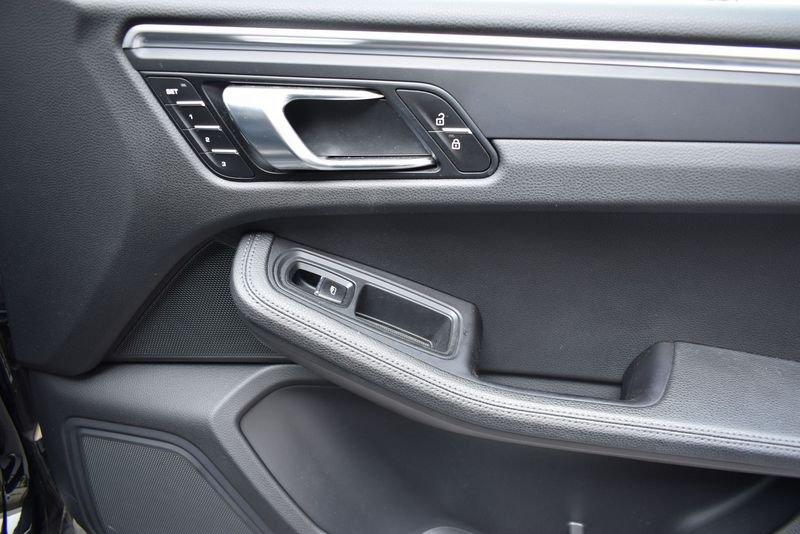 Porsche Macan 2.0 BENZINA IVA ESPOSTA