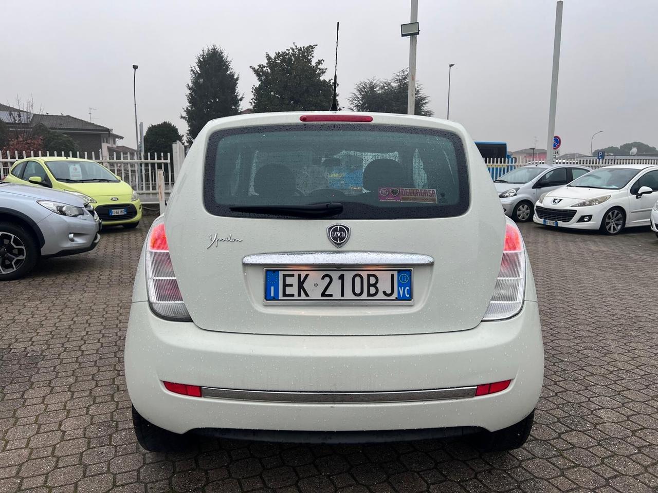 Lancia Ypsilon 1.3 MJT 75 CV Platinum