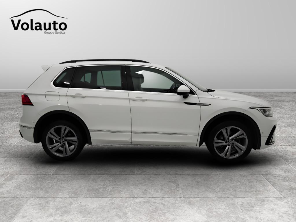 VOLKSWAGEN Tiguan II 2021 - Tiguan 2.0 tdi R-Line 4motion 150cv dsg