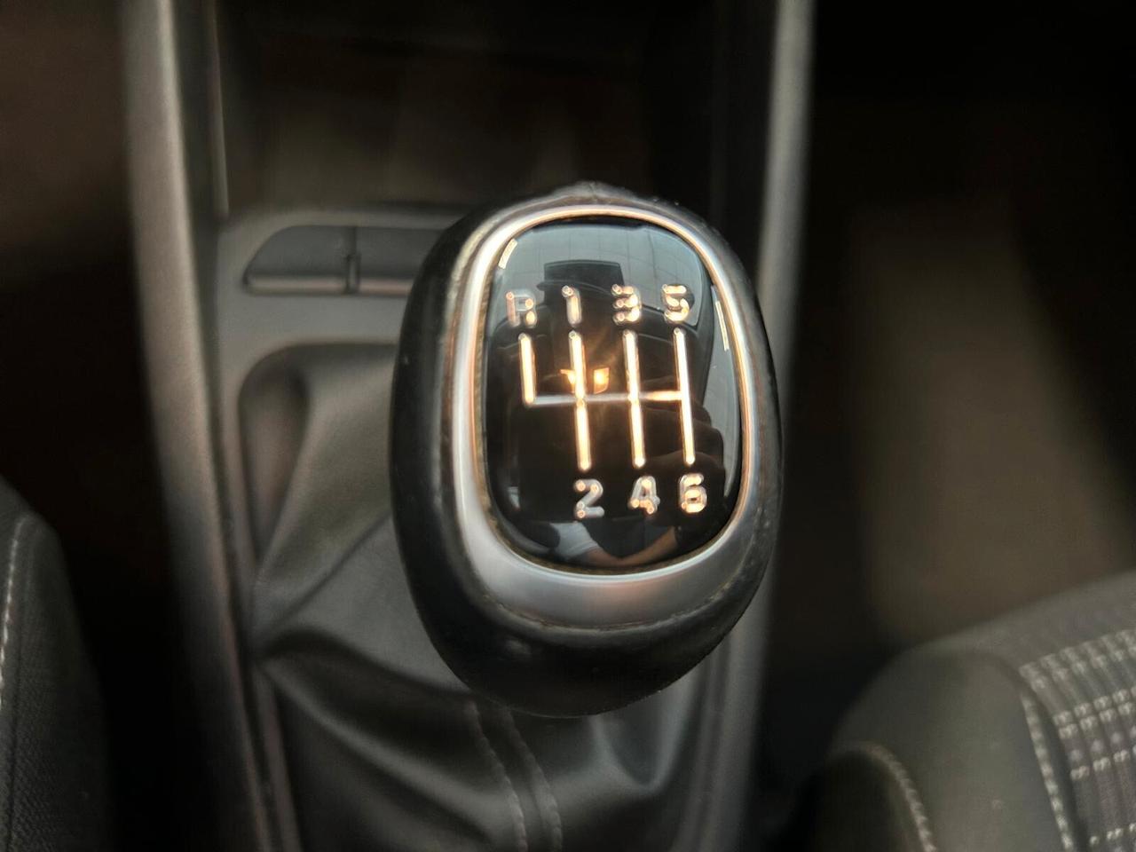 Kia Stonic STYLE 1.0 T-GDi MHEV iMT DESIGN PACK