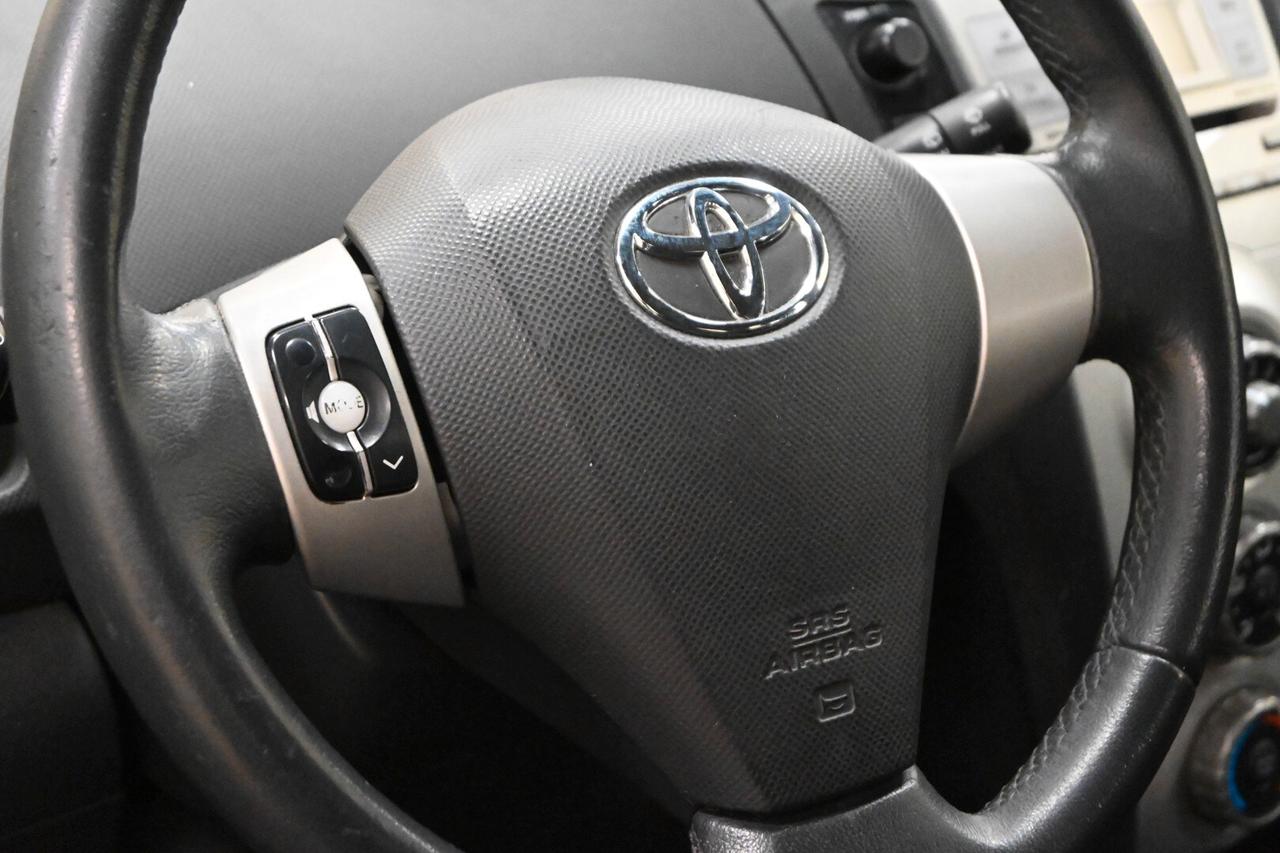 TOYOTA Yaris 2ª serie Yaris 1.0 5 porte