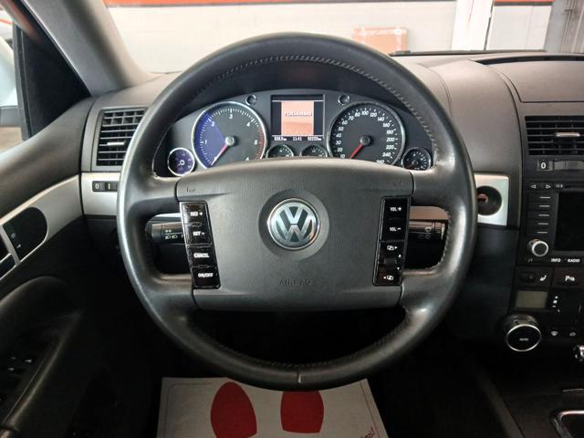 VOLKSWAGEN Touareg 2.5 R5 TDI