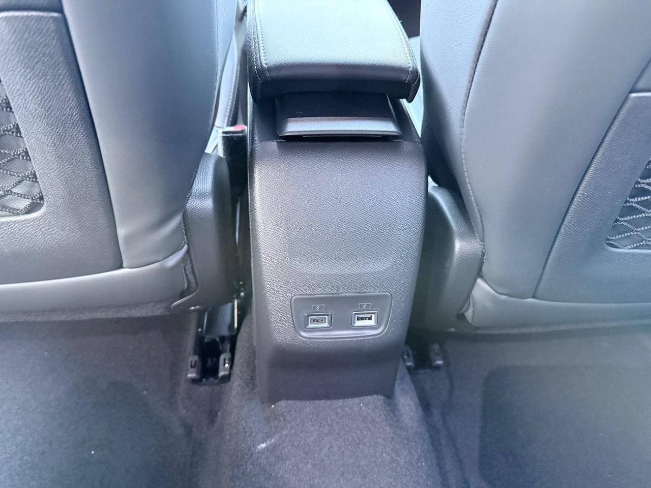 Peugeot 2008 2008 1.2 hybrid GT 145cv e-dcs6