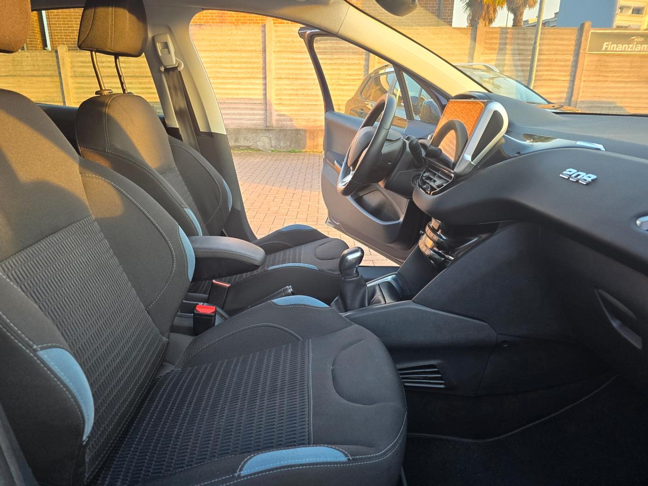 PEUGEOT 208 1.2 Benzina 82 CV FULL, PERFETTA