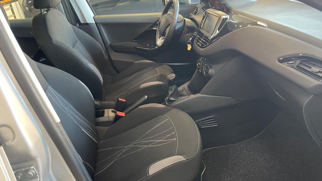 Peugeot 208 1.4 HDi 68 CV 5 porte Active