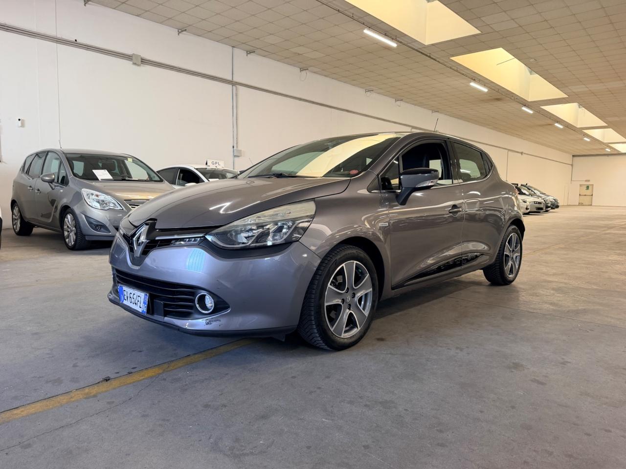 Renault Clio 1.5 dCi 8V 75CV 5 porte Costume National