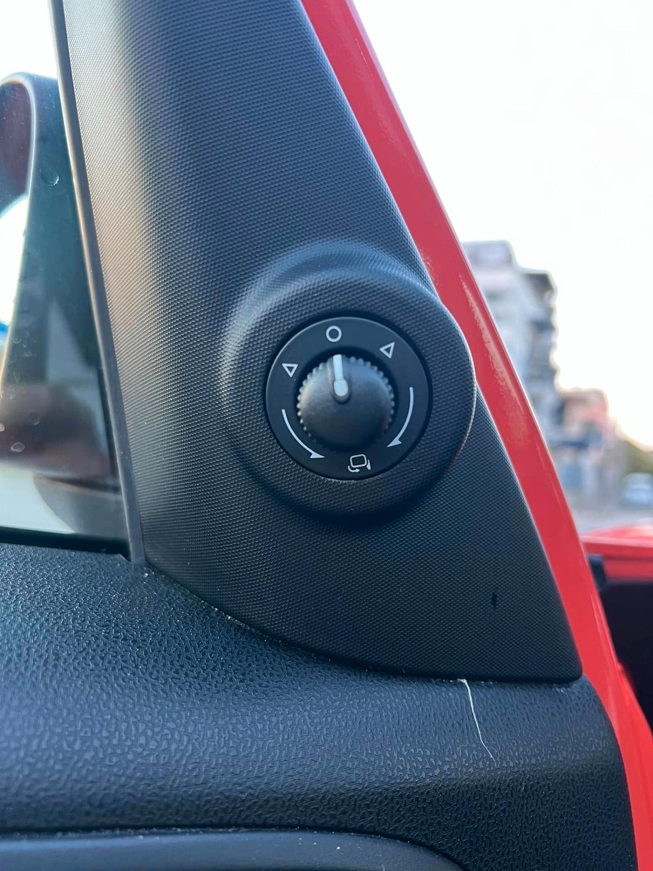 Fiat 500L 1.3 Multijet 95 CV Dualogic Cross