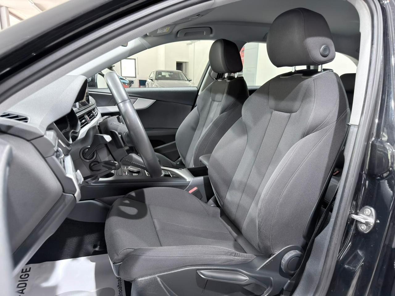 AUDI A4 AVANT 35 2.0TDI 150cv S-TRONIC S-LINE