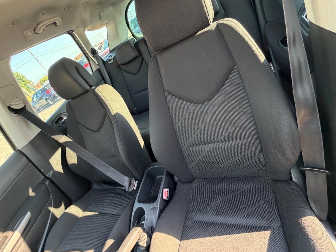 Peugeot 308 1.6 HDi 90CV SW Premium Mix