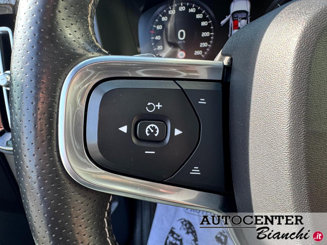 Volvo XC40 2.0 d3 R-design awd auto my21