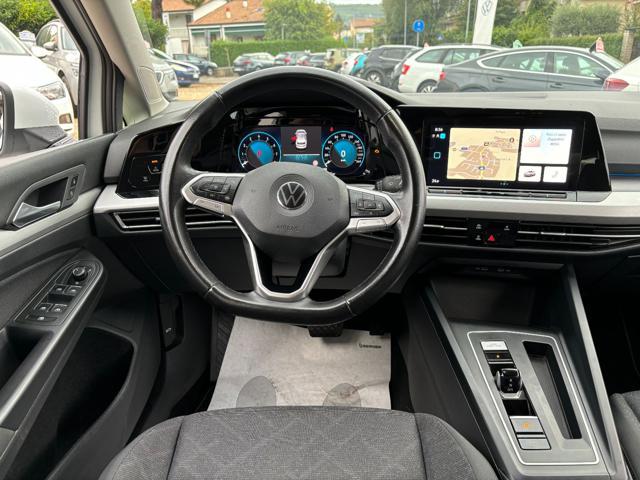 VOLKSWAGEN Golf 1.0 eTSI EVO DSG Life