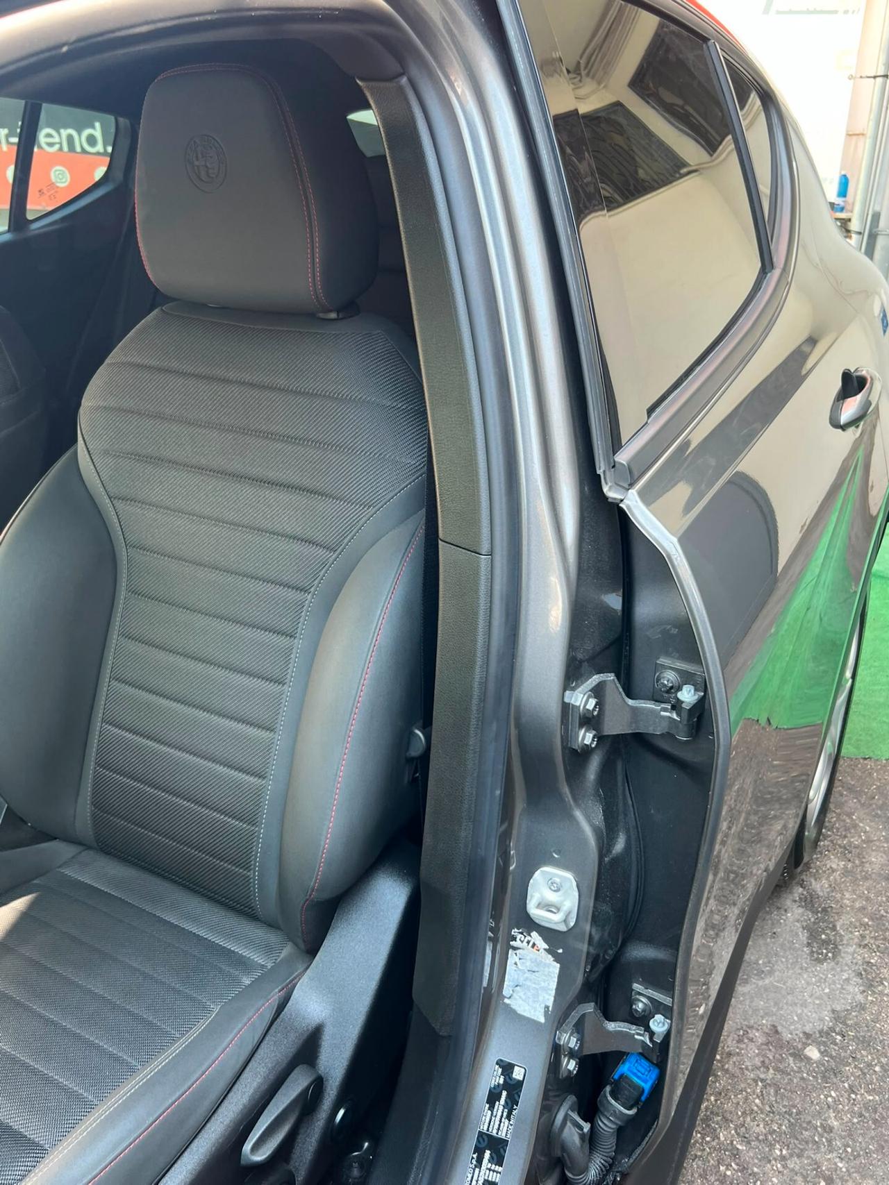 Alfa Romeo Tonale 1.6 diesel 130 CV TCT6 Sprint