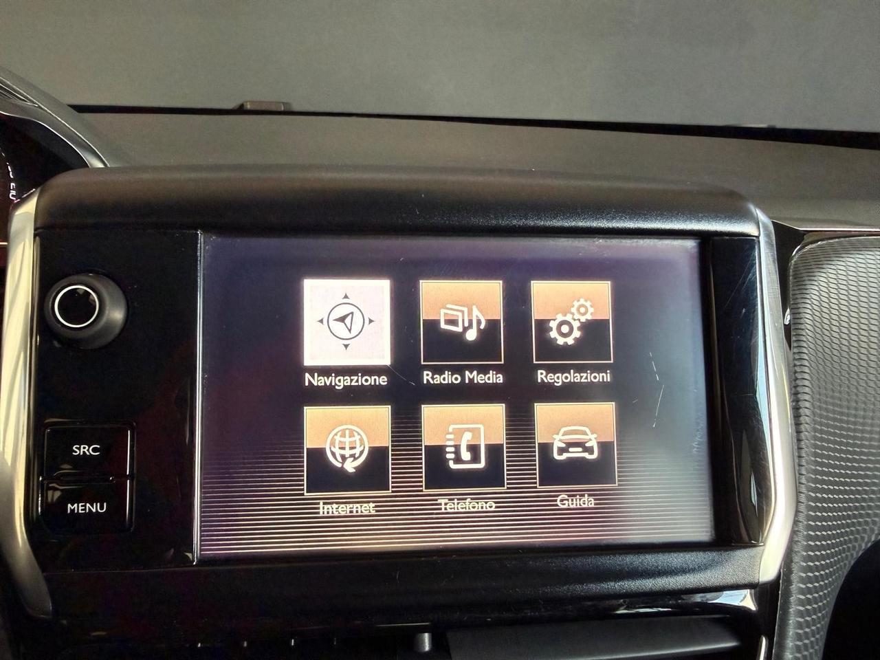 Peugeot 2008 BlueHDi 100 Allure