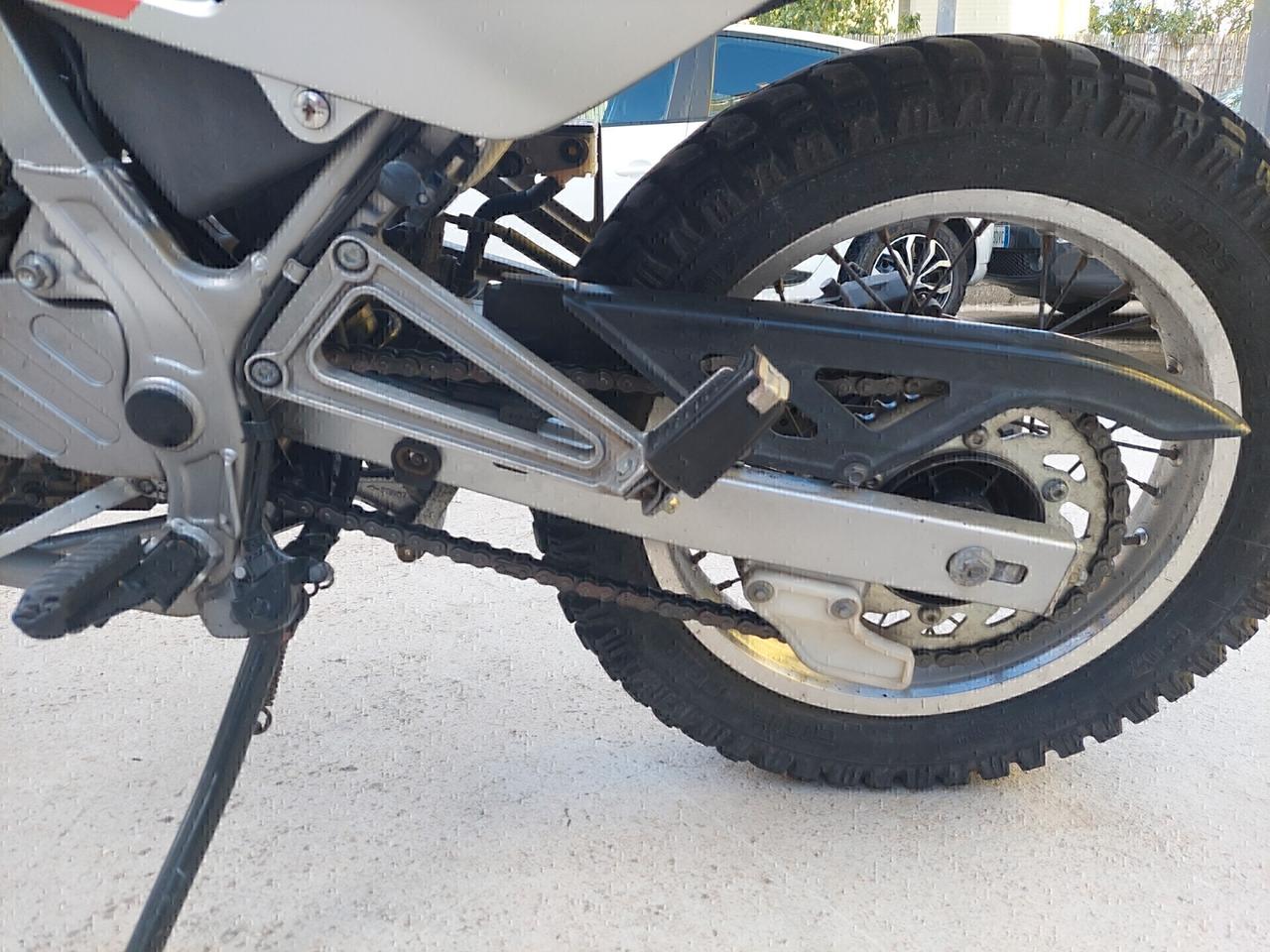 NX 650 DOMINATOR
