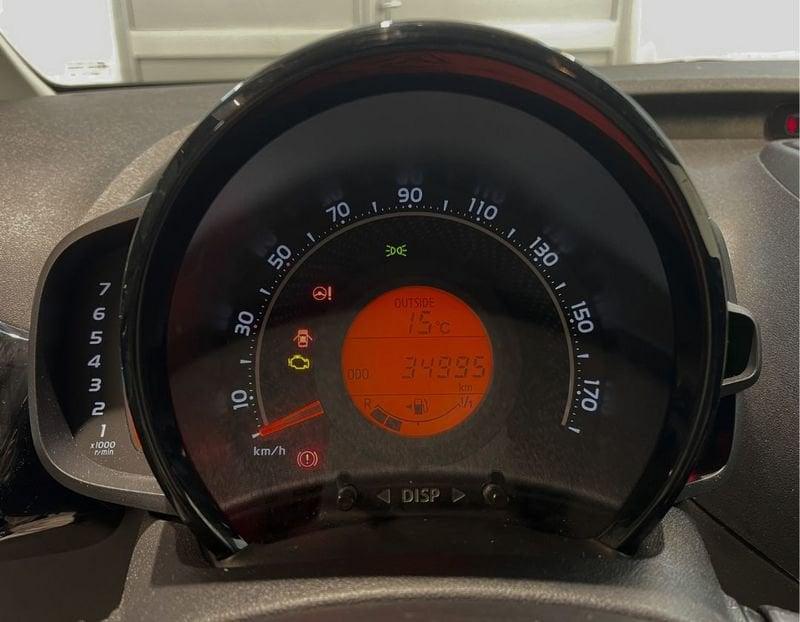 Toyota Aygo 1.0 VVT-i 72 CV 5 porte x-trend