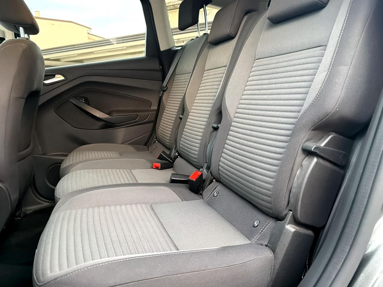 Ford C-Max Titanium