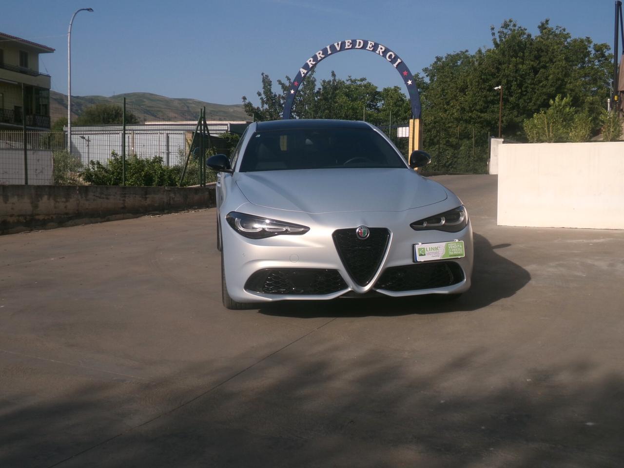 Alfa Romeo Giulia 2.2 TurboDiesel 210 CV AT8 AWD Q4 Competizione