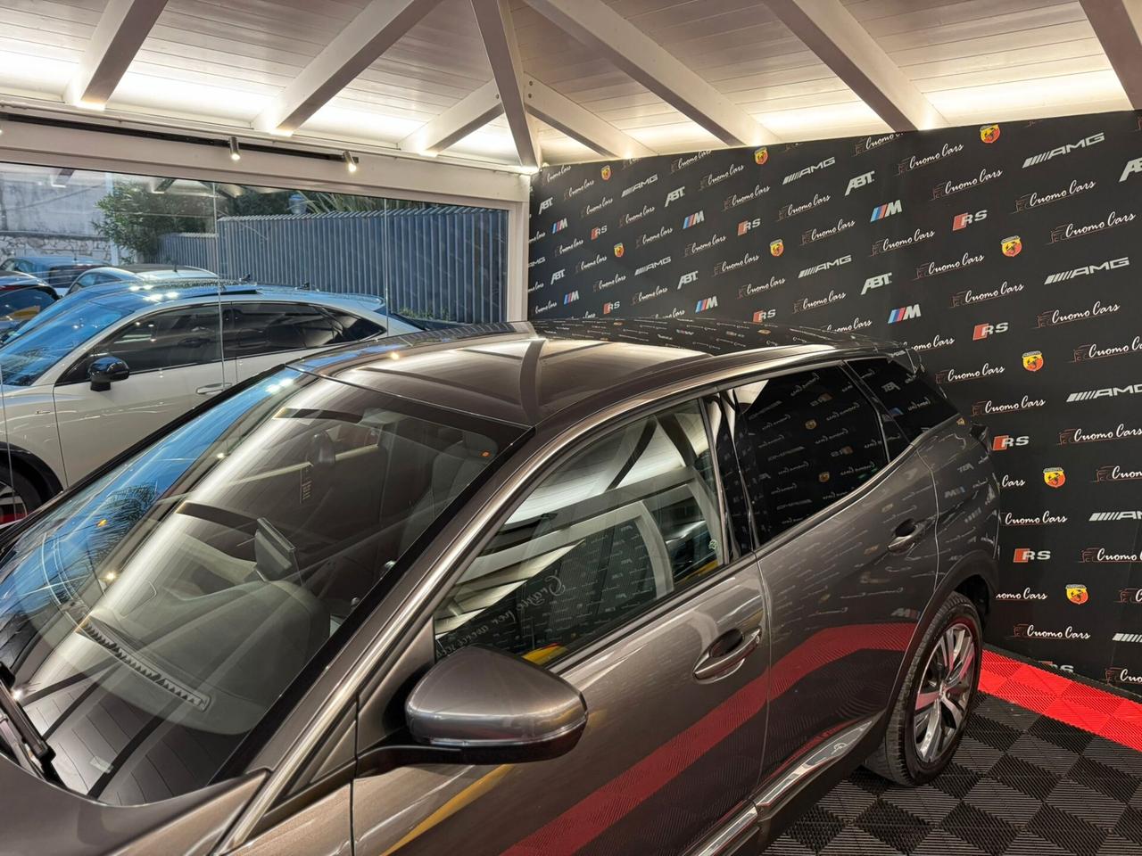 Peugeot 3008 BlueHDi 130 S&S EAT8 Allure