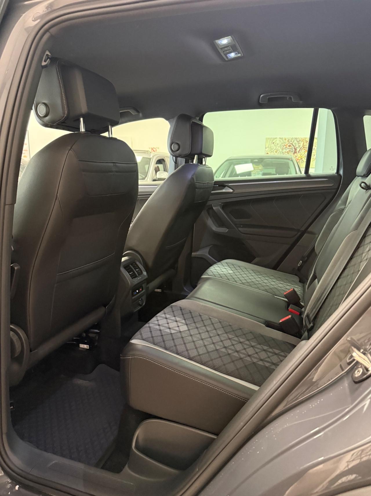 Volkswagen Tiguan 2.0 TDI SCR 4MOTION Sport BlueMotion Technology