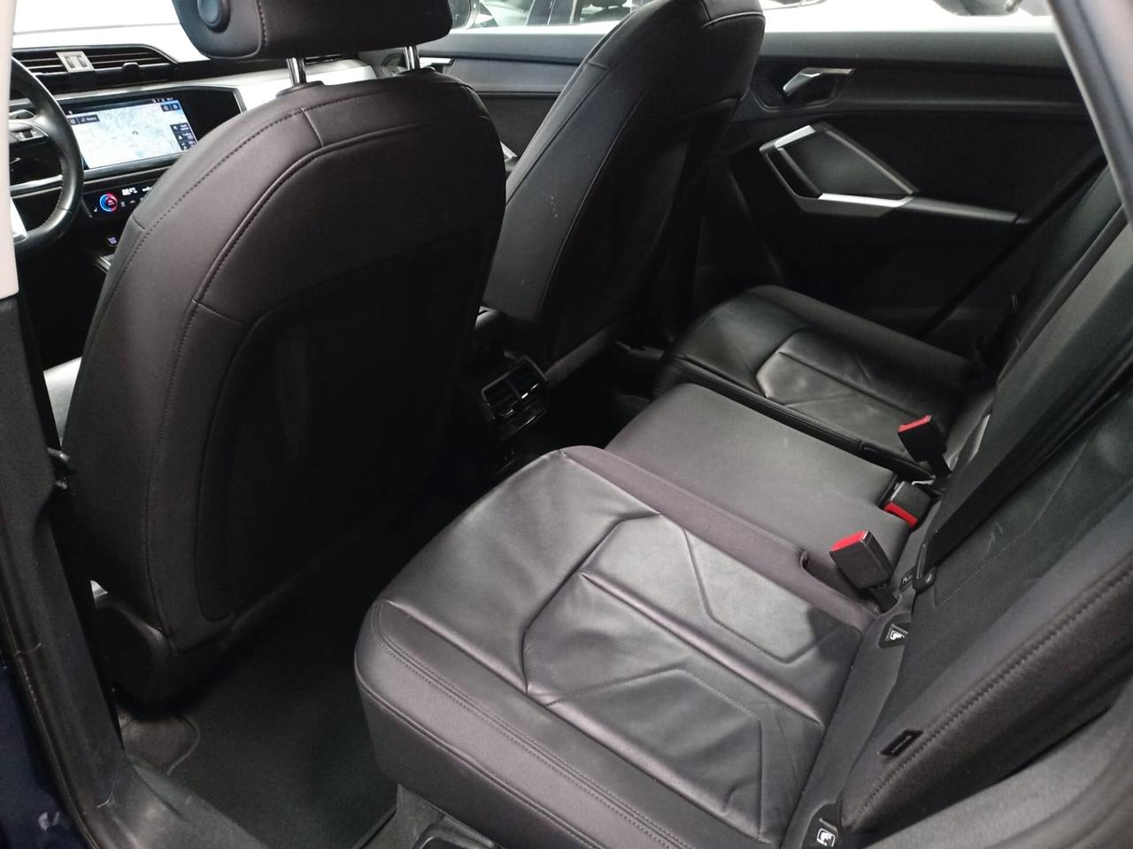 Audi Q3 35 TDI S tronic Business Advanced