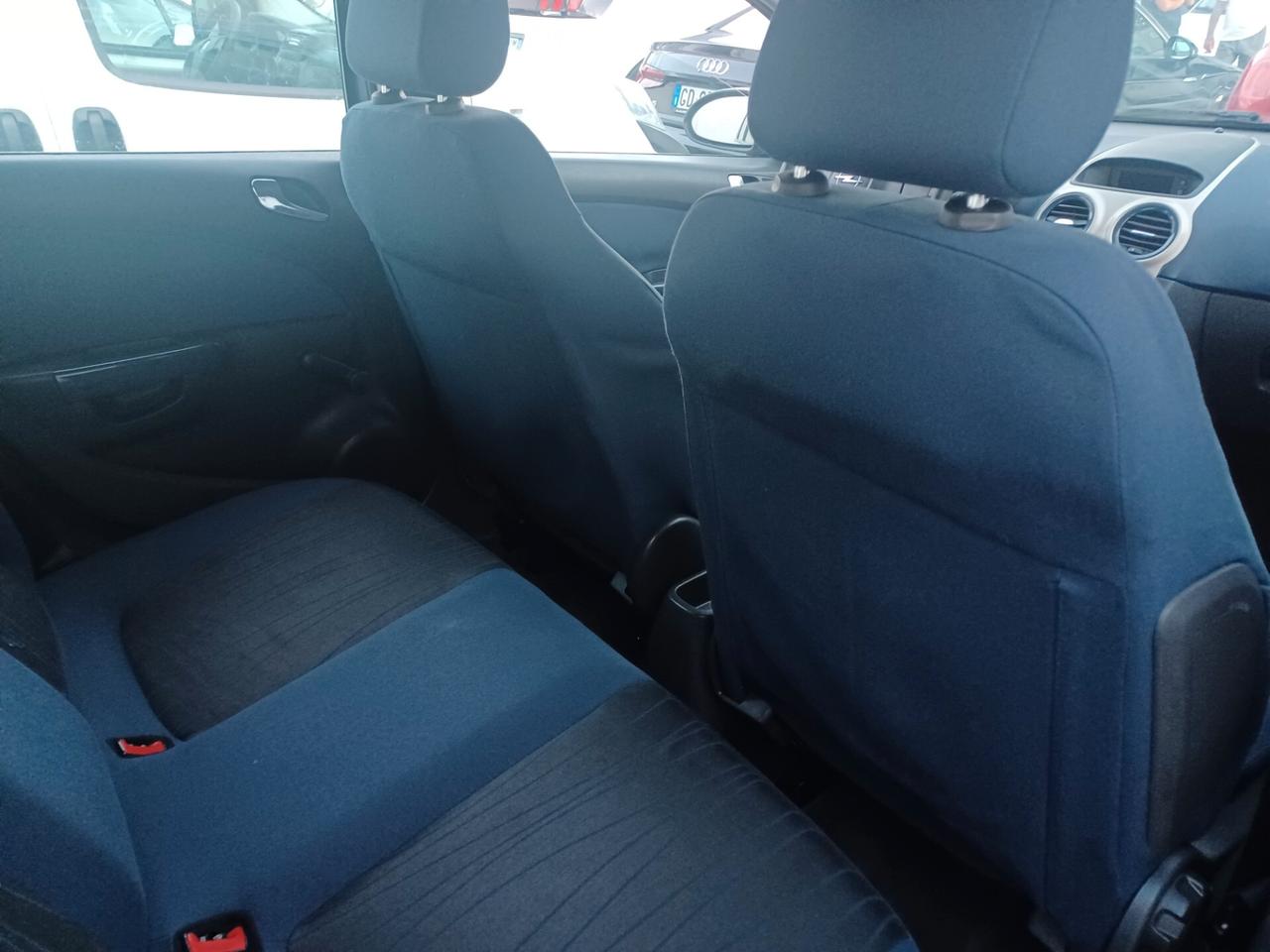 Opel Corsa 1.2 5 porte Cosmo PERFETTA