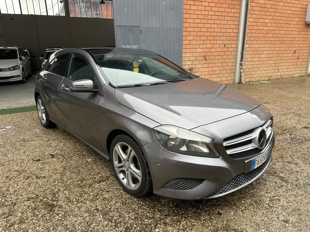 Mercedes-benz A 200 220 CDI Automatic Sport