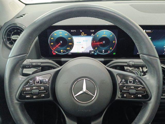 MERCEDES-BENZ GLA 200 d Automatic Business Extra