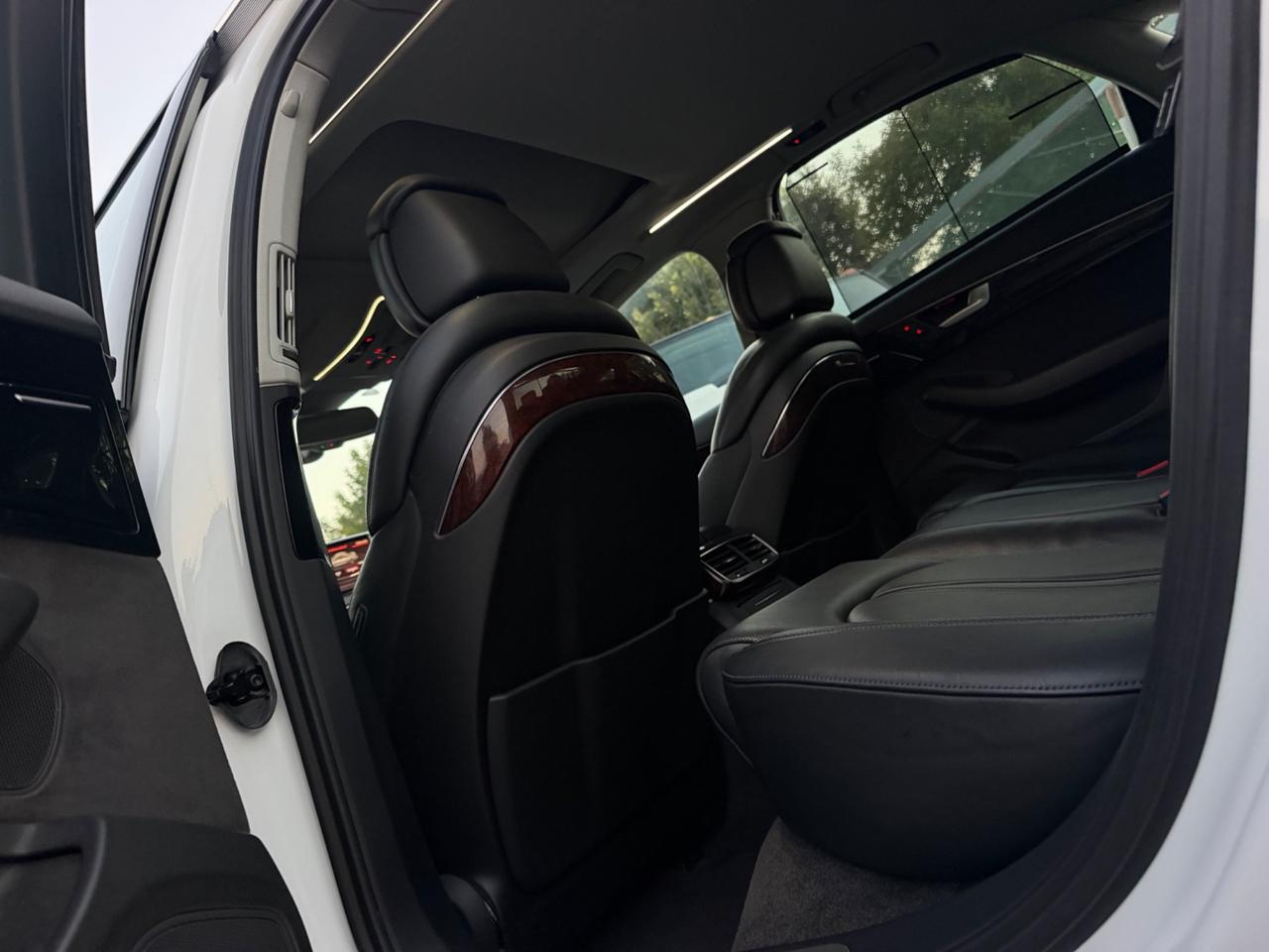 AUDI A8 4.2 V8 TDI QUATTRO TIPTRONIC – 351 CV