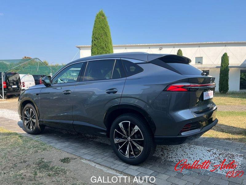 MG HS 1.5 T HEV Luxury AT