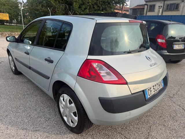 RENAULT Megane Mégane 1.5dCi/82CV 5p Confort. Stupenda Bellissima