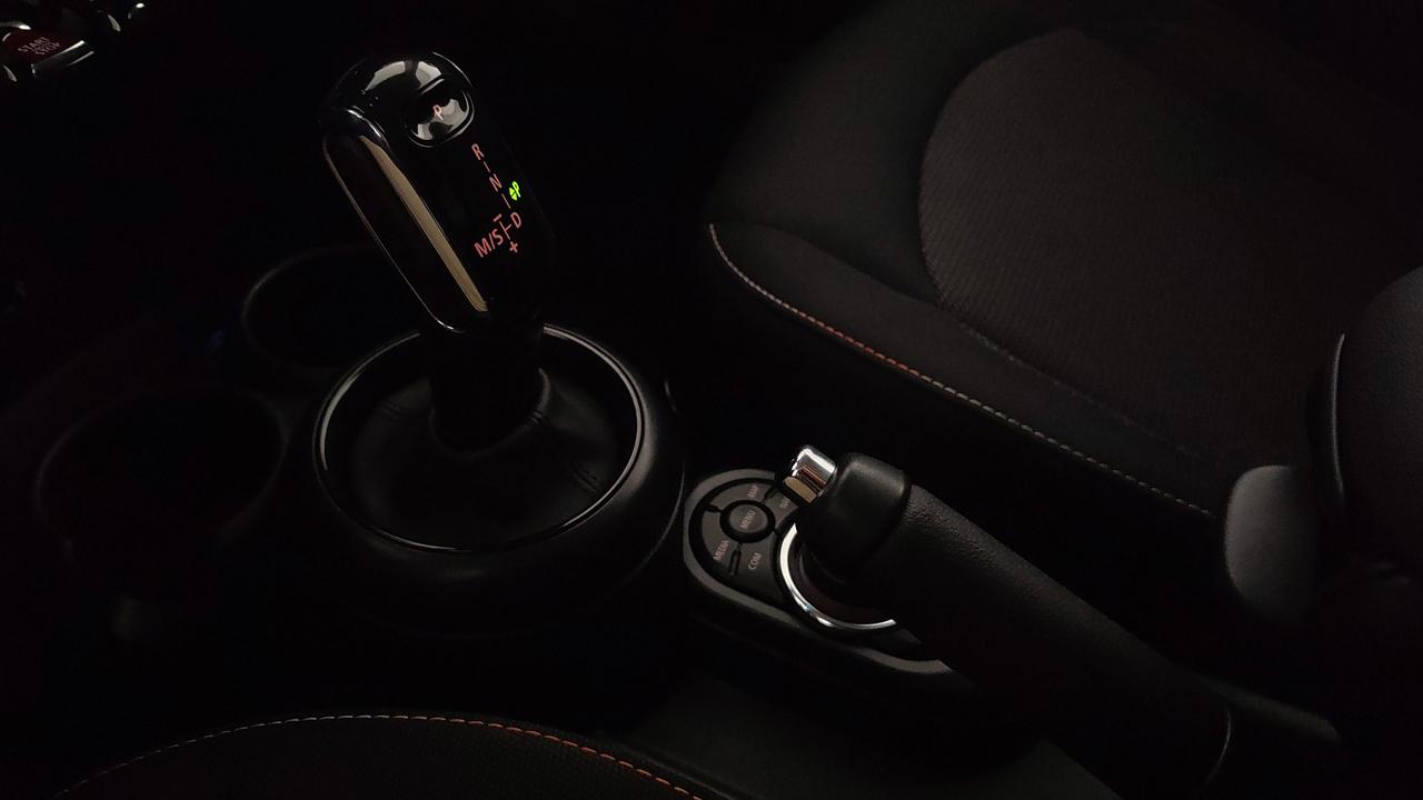 MINI Mini IV F56 2021 3p - Mini 3p 1.5 Cooper Classic auto