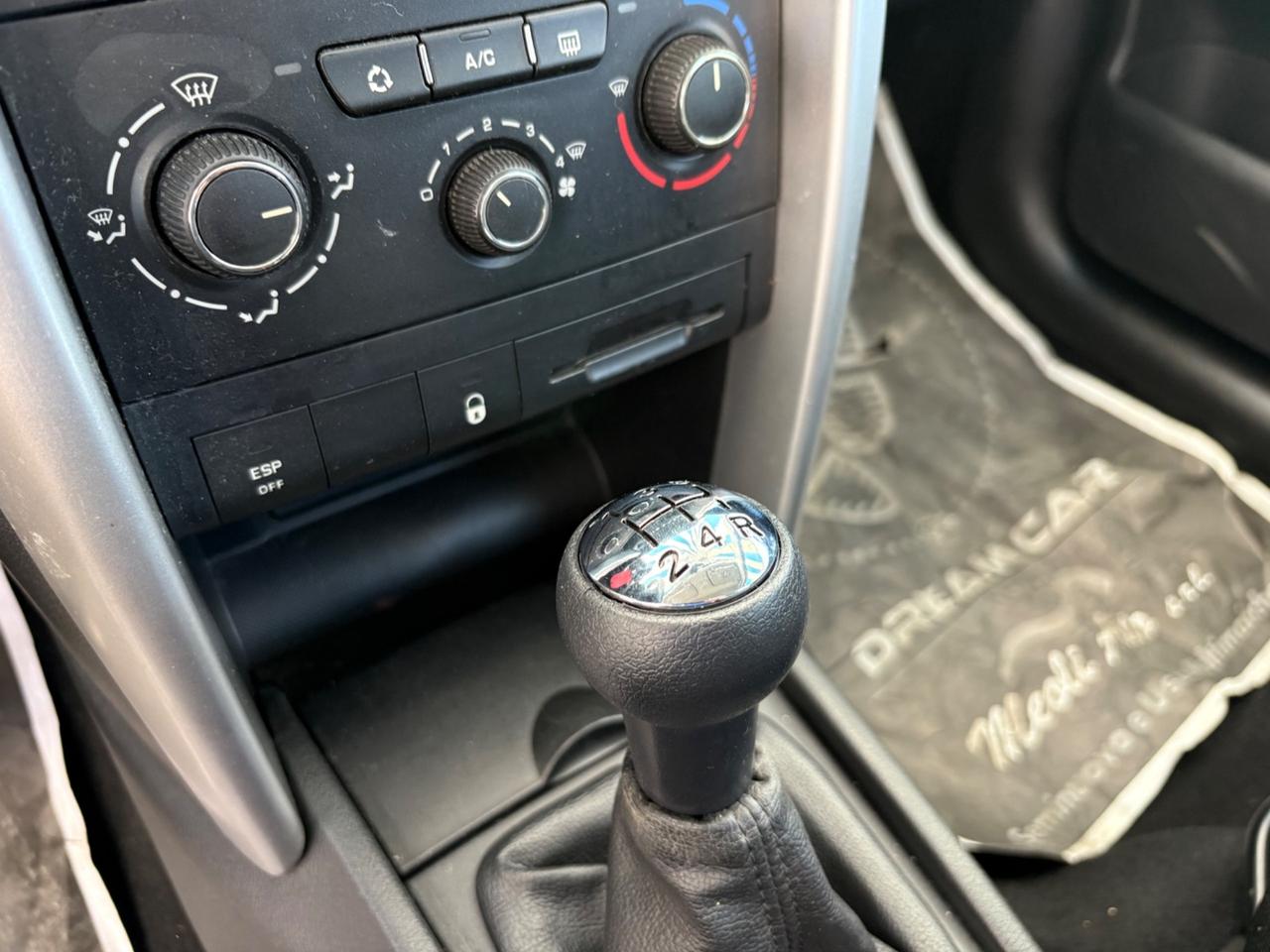 Peugeot 207 1.4 HDi 70CV 5p. Active