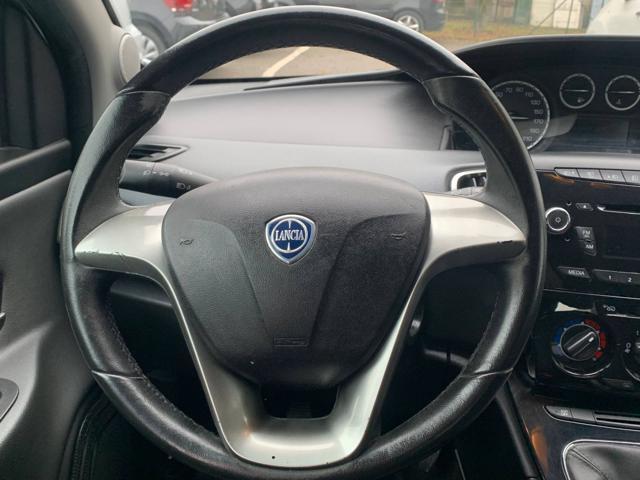 LANCIA Ypsilon 0.9 TwinAir 85 CV 5 porte Metano Ecochic Gold