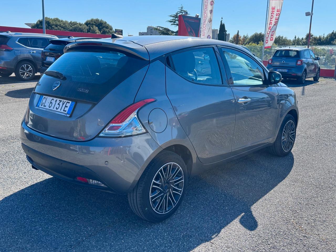 Lancia Ypsilon 1.0 FireFly 5 porte S&S Hybrid Gold