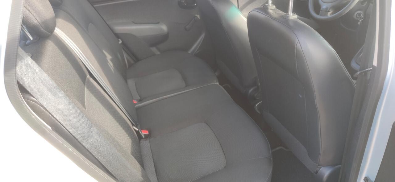 Hyundai i10 1.1 Classic !24.000 km!unico proprietario