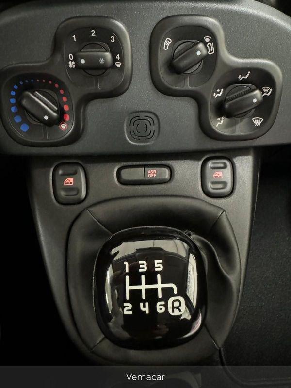 FIAT Panda 1.0 FFly 70cv S&S Hybrid-RADIO BT-SOLO KM 10900! NEOP !!