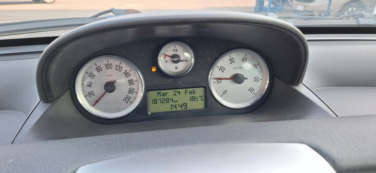 Lancia Ypsilon 1.2 Oro